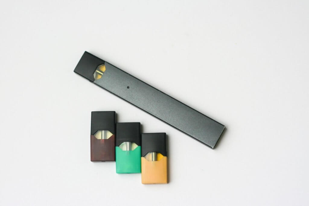 Prevent your kids from smoking JUUL e cigarettes