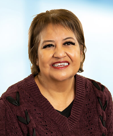 Financial Specialist Sarah Rincon-Mendoza